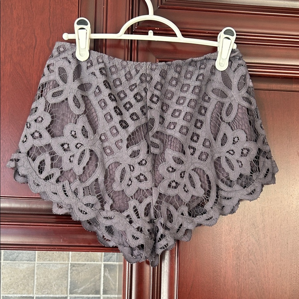 Women’s Gray Crochet Lace High-Waist Shorts - Picture 7 of 11